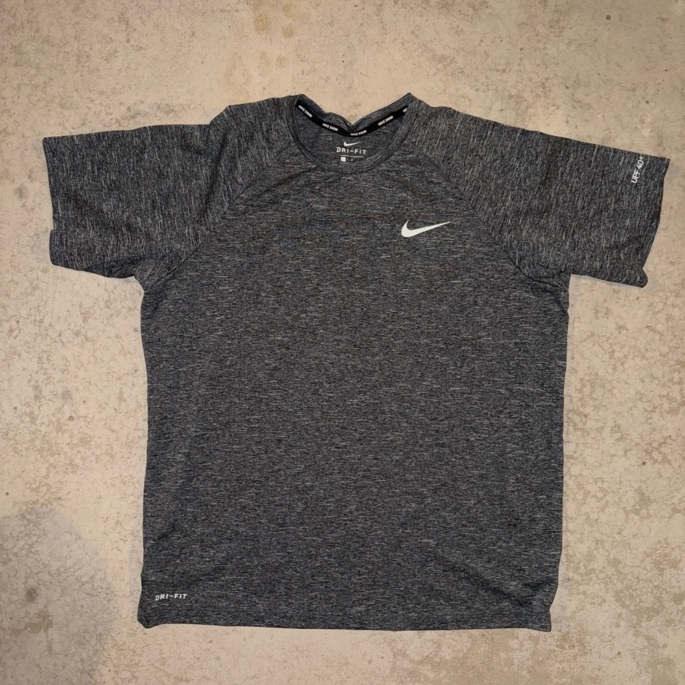 Mens Nike Swim Shirt NESSA589 , used good condition